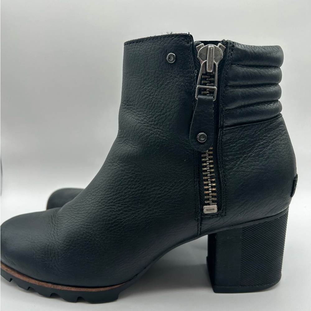 Sorel Women's Black Danica Leather Zip Block Heel Ankle Bootie Sz 10 - Picture 7 of 13